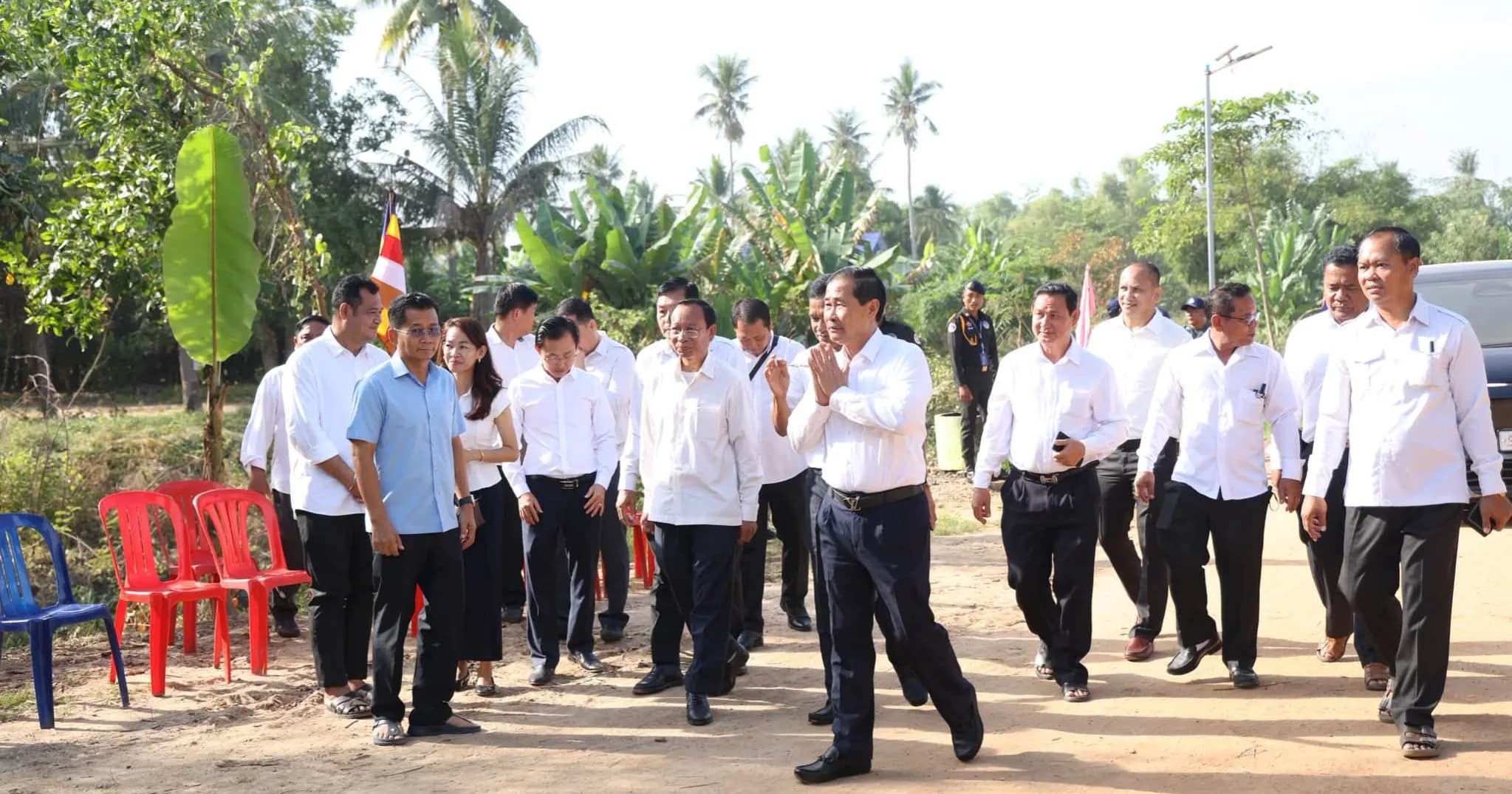 ឯកឧត្តម ខូយ រីដា ដឹកនាំធ្វើពិធីបុណ្យបង្សុកូលឧទ្ទិសកុសលជូនវីរយុទ្ធជន និងជនរងគ្រោះក្នុងរបបប្រល័យពូជសាសន៍