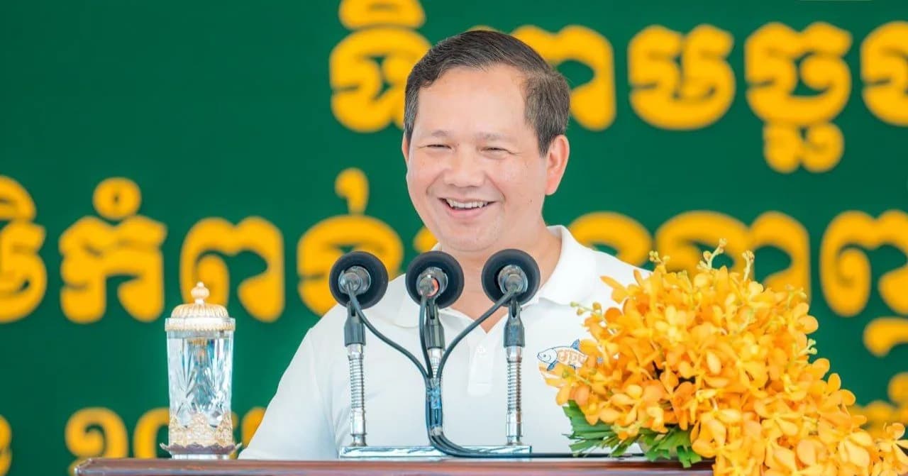 ព្រឹកនេះ សម្តេចមហាបវរធិបតី ហ៊ុន ម៉ាណែត និងលោកជំទាវបណ្ឌិត អញ្ជើញប្រារព្ធទិវាមច្ឆជាតិ និងលែងកូនត្រី ១.៥លានក្បាល ចូលទន្លេវ៉ៃគោ